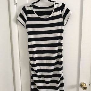 Shirted Isabel Maternity bodycon dress